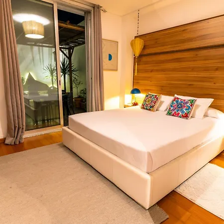 Epizentrum Stadt Apartment *